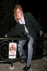 jjjjuuuuuuuuuuumpheidi1002niagrafalls.jpg